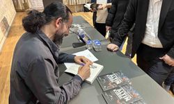 Politik kurgu romanı 'Operasyon Altın Kubbe' tanıtıldı