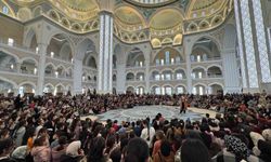Şahinbey Millet Camii'nde çocuk sesleri