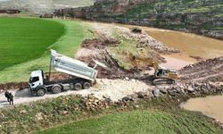 Şanlıurfa'da selin neden olduğu hasar gideriliyor