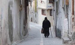 Şanlıurfa'nın tarihi sokakları aydınlatılıyor