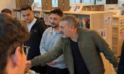 Sincan Belediye Başkanı Ercan, sahurda gençlerle buluştu