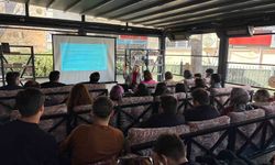 Sincan Kitap Kafe'de siber zorbalıkla mücadele yolları konuşuldu