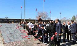 Şırnak'ta Çanakkale Zaferi ve şehitleri anıldı