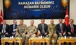 Şırnak'ta protokol-vatandaş bayramlaşması