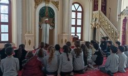 Söke'de öğrenciler camilerin tarihini yerinde öğreniyor