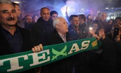 Tahanlı Pide ve çaylar başkan Bozbey'den