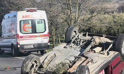 Takla atan araç sürücüsü hafif yaralandı