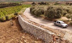 Tarsus'ta yol ve yaya güvenliği artırıldı