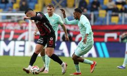 Trendyol Süper Lig: Gençlerbirliği: 0 - Kayserispor: 0 (İlk yarı)