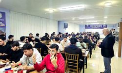 Üniversite öğrencileri iftar sofrasında buluşuyor