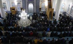 Uşak'ta bayram namazı kılındı