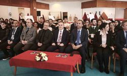 Vali Akbıyık gençlerle çalıştayda buluştu