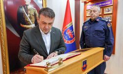 Vali Sözer Bilecik İl Jandarma Komutanlığı'nda bilgi aldı