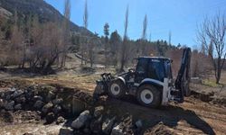 Yağışlar sonrası kapanan yol yeniden ulaşıma açıldı