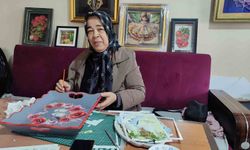 Yaşlı kadın kurslarda üreterek huzur buldu