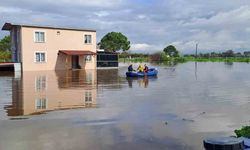 Yükselen sular evde mahsur bıraktı, AFAD ekipleri yetişti