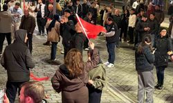 A Milli Futbol Takımı'nın, Dünya Kupası'na katılmaya hak kazanması Trabzon'da coşkuyla kutlandı