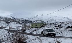 Ağrı'da Nisan ayında kar sürprizi