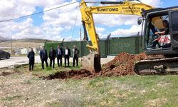 Akçadağ'da 112 Acil Sağlık İstasyonu için ilk kazma vuruldu