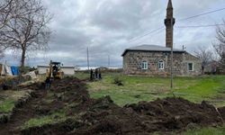 Akyaka'da örnek dayanışma: Minik Asya'dan büyük destek