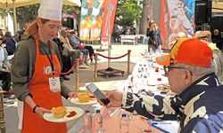 Alaçatı'da Gastronomi Şöleni: En güzel ot yemeği belli oldu