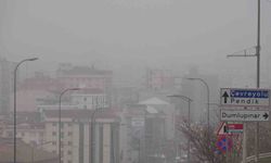 Anadolu Yakası'nda yoğun sis etkili oldu: Görüş mesafesi düştü, sürücüler zor anlar yaşadı