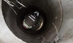 Antakya'da kuyuya düşen köpeği itfaiye kurtardı