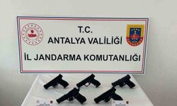 Antalya'da kaçak silah operasyonu