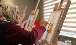 Atıl bina kadınlar için sanat merkezine dönüştü