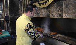 Babalarından kalan 54 yıllık lokantayı ayakta tutuyorlar