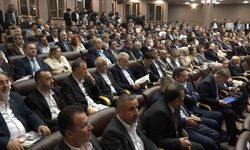 Bakan Bolat, Bursa'da iş adamlarıyla bir araya geldi