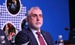 Bakan Işıkhan, gençleri heyecanlandıran müjdeleri ardı ardına verdi