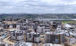 Bakan Kurum, Sazlıbosna'daki 'İlk Evim' Projesi' konutlarını paylaştı