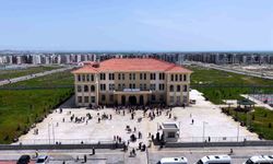 Bakan Kurum'dan 23 Nisan'da deprem bölgesi paylaşımı