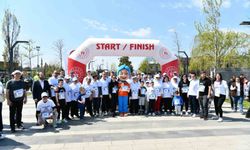 Balıkesir'de adımlar otizm farkındalığı için atıldı