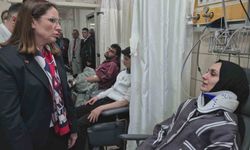 Bartın'daki feci kazanın ardından Vali Arslan yaralıları hastanede ziyaret etti