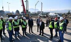 Başkan Büyükkılıç'tan Kartal Katlı Kavşağı'na yakın takip: 'Verimli bir şekilde çalışmalar sürüyor'