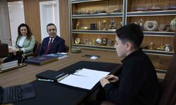 Başkan Dere, koltuğunu Taha'ya devretti