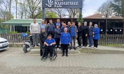 Başsavcı Emre'den engelleri aşan kafeye özel ziyaret