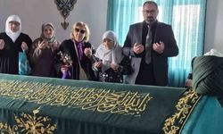Bilecik'te huzurevi sakinlerinden türbe ziyareti
