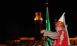 Bursa'nın 700 yıllık destanı ışık gösterisiyle anlatıldı