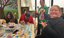 Cam atıklar öğrencilerin elinde sanata dönüştü