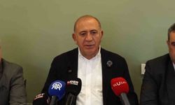 CHP'li Gürsel Tekin: 'Seçim Kurulu'na soruyorum; bu mühür, karar defteri kimde. Bizde'