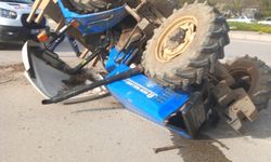 Çorum'da traktör ile ambulans çarpıştı: 1 yaralı