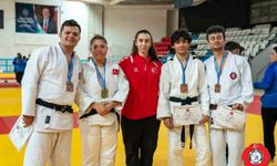 Denizlili judoculardan Türkiye şampiyonluğu