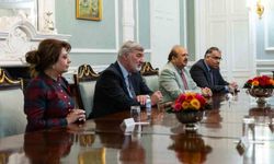 Dışişleri Bakanı Fidan, İngiliz parlamentosu üyeleriyle bir araya geldi