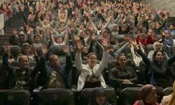 Dörtyol'da ilkokul öğrencileri sinemayla tanıştı