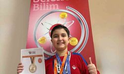Dünya birincisi 4. sınıf öğrencisi Kerem'in hedefi Cahit Arf gibi bilim insanı olmak