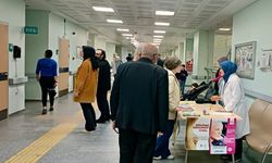 Düzce'de Kanser Haftası'nda farkındalık standı kuruldu