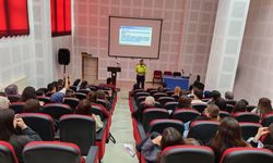 Emet MYO'da genel trafik kuralları konferansı